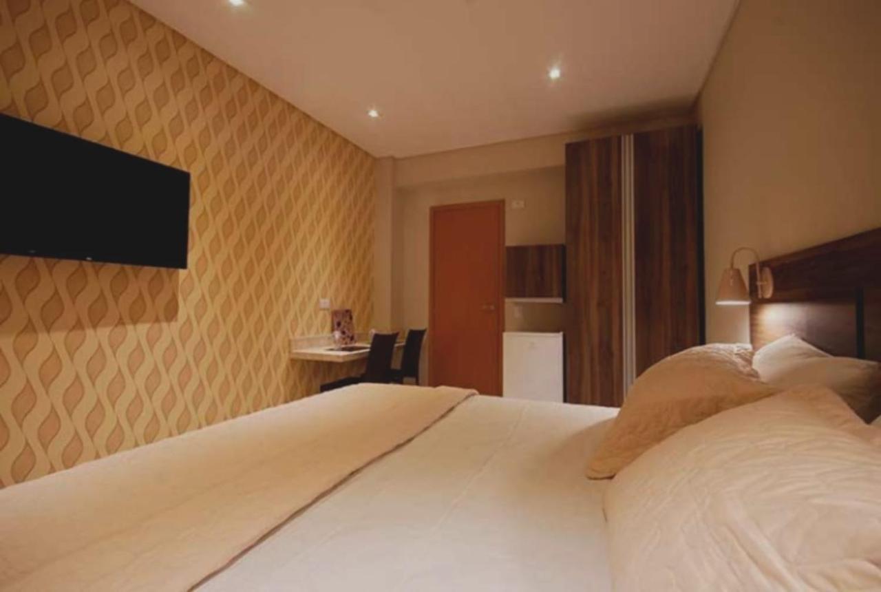 Guess Hotel & Motel Guarulhos Exteriör bild